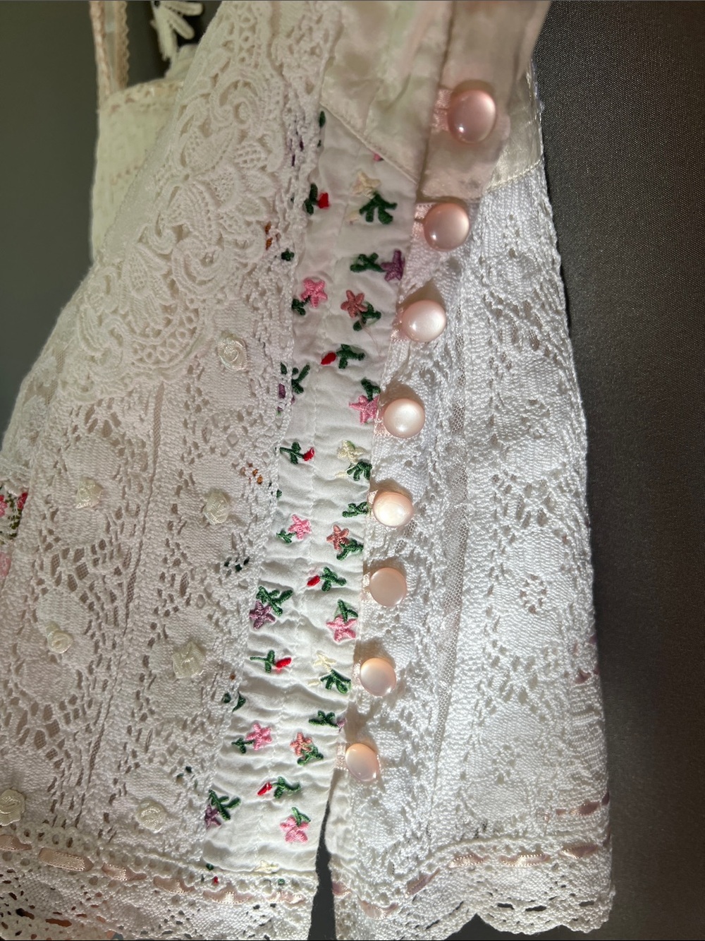 White Lace Embroidered Camisole Tank Top Size S Boho Cottagecore - Picture 5 of 7